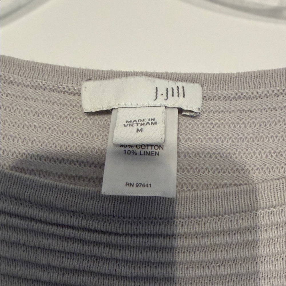 Women's Gray Ribbed Top - Picture 2 of 2